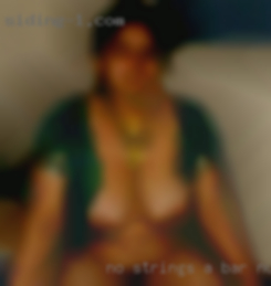 No strings a bar nude attatched one  night stands.